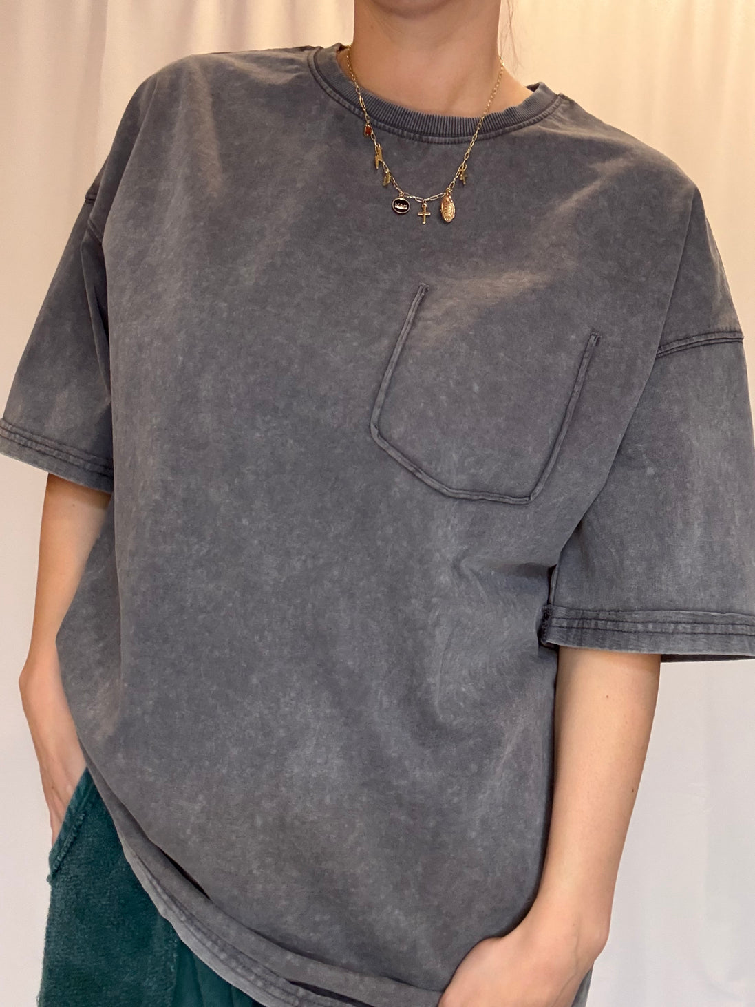 faux pocket boyfriend tee