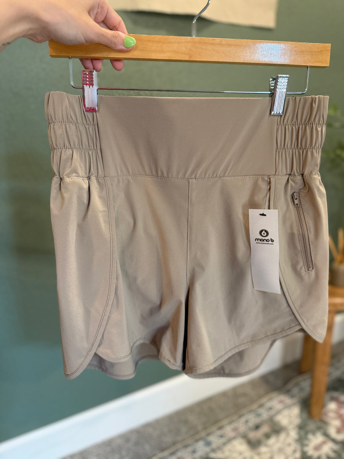 scallop active shorts