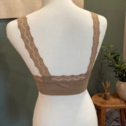 lace trim bralette
