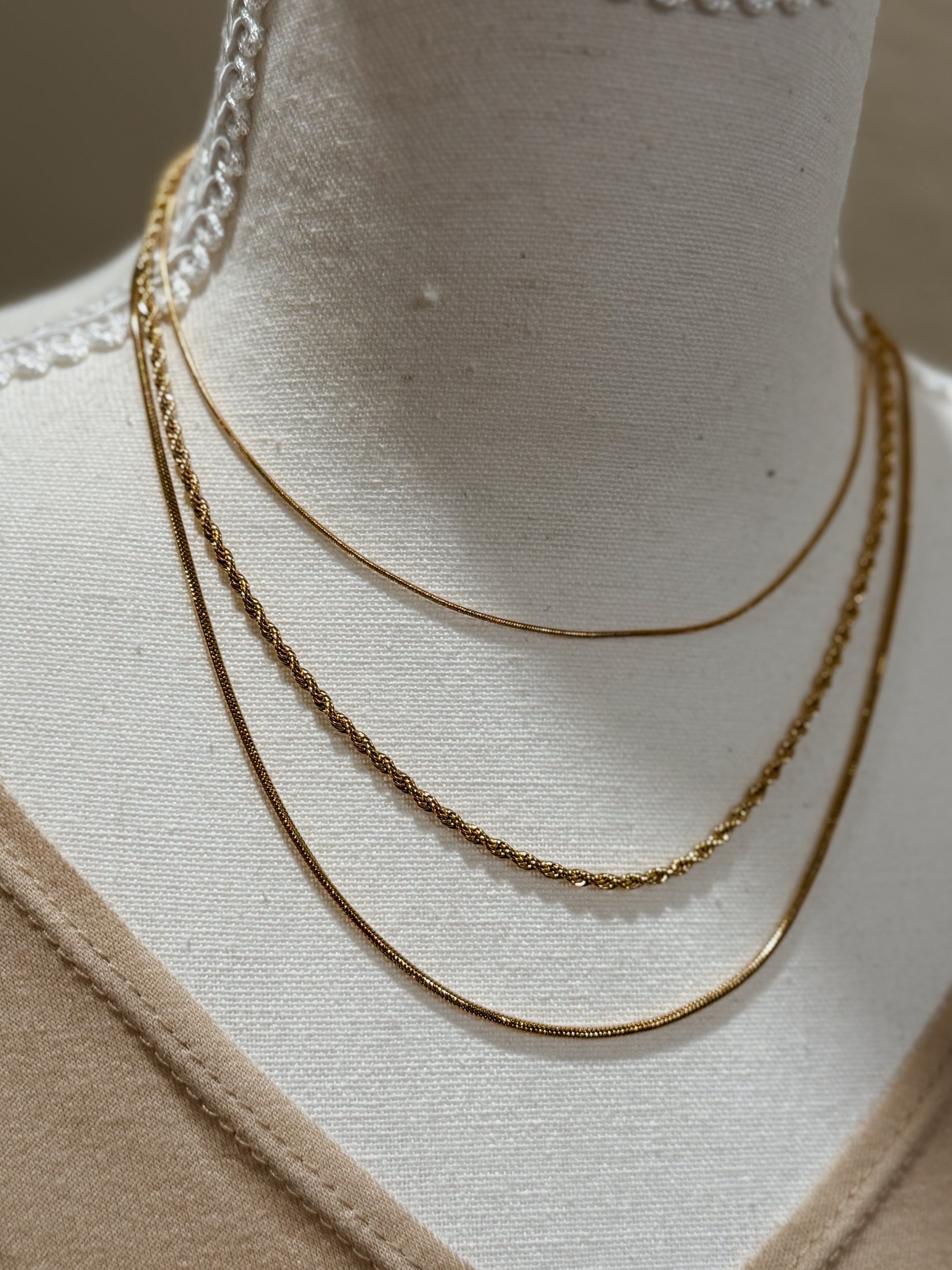 gold textured layer necklace