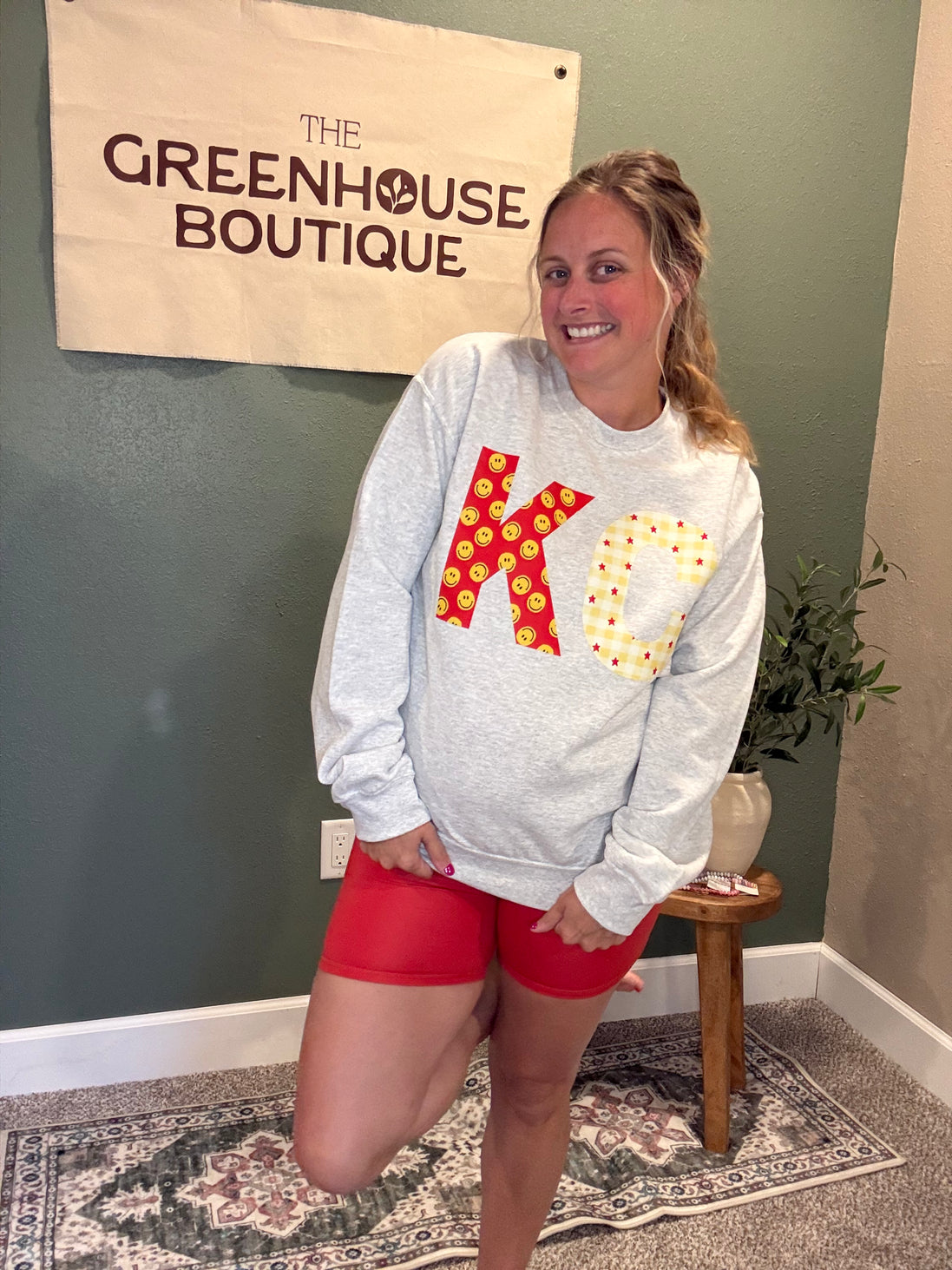 smiley kc crewneck