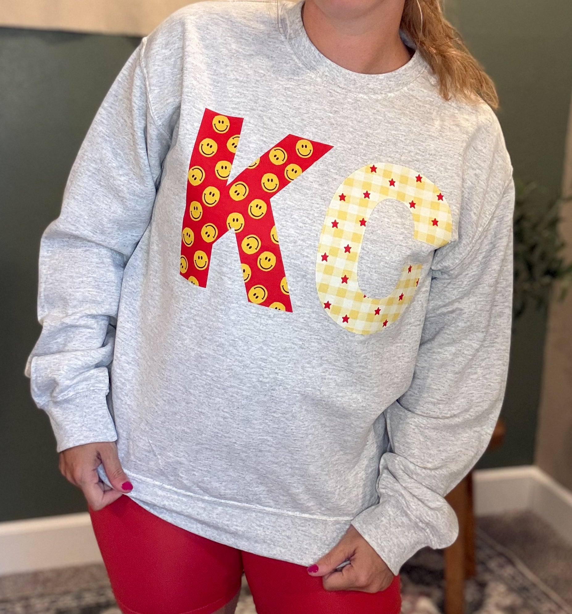 smiley kc crewneck