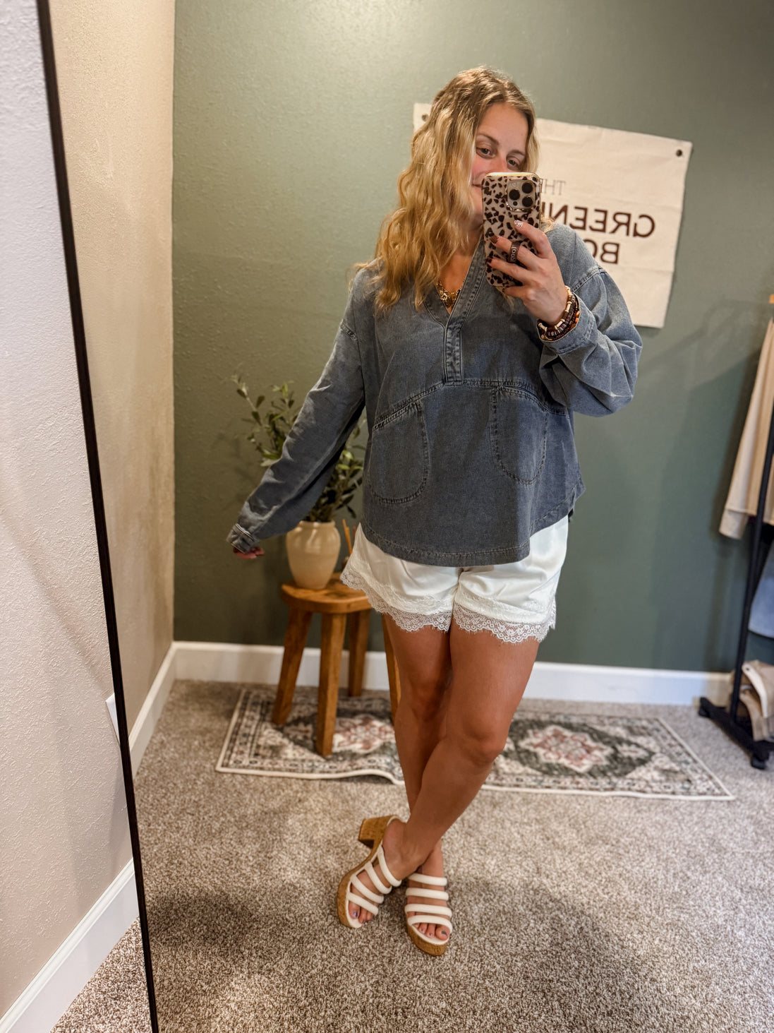 the hattie top